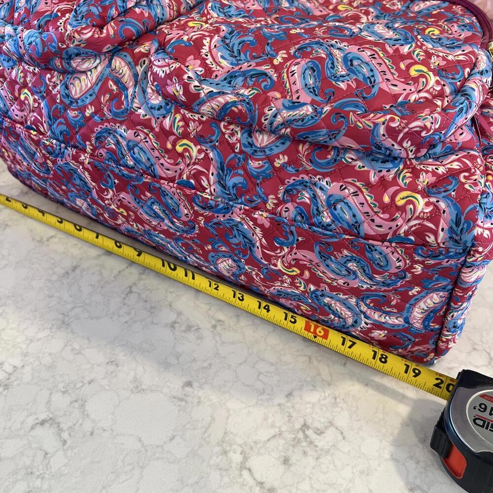 Simply Southern Pink Blue Paisley Quilted Large Duffle Bag NWOT - Picture 6 of 9